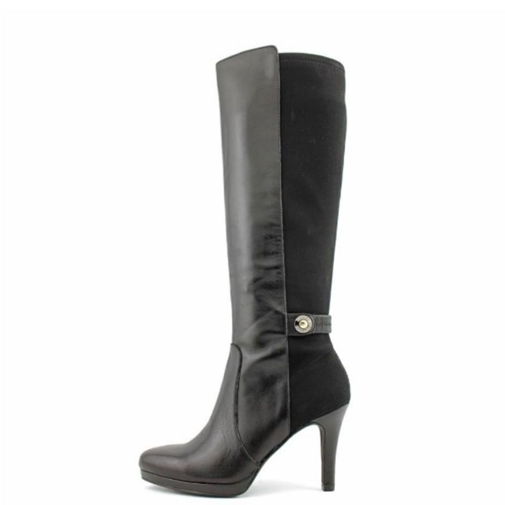 Tahari Garrett chocolate brown boot size 10M preloved ❤️